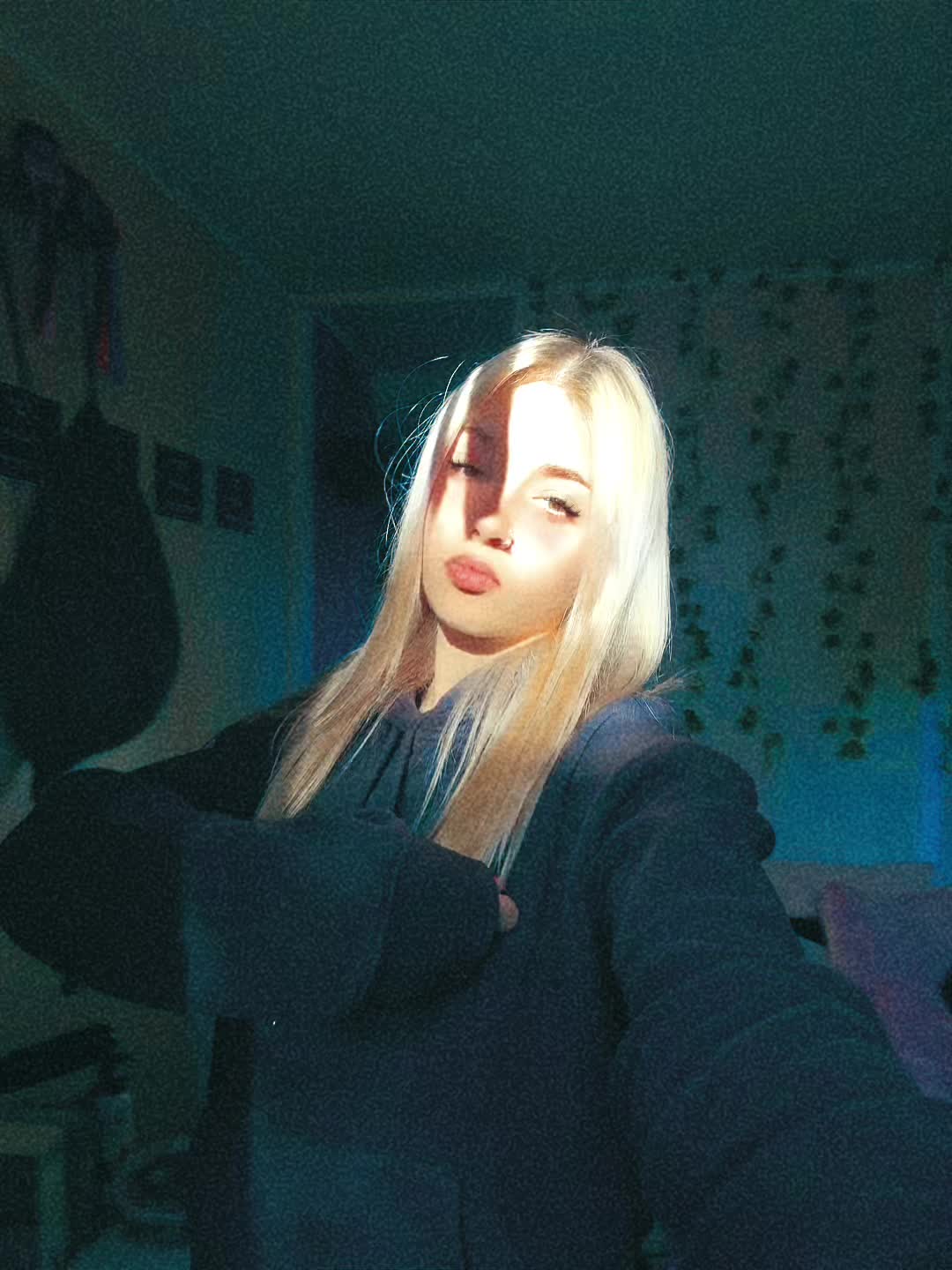 @๐A๐