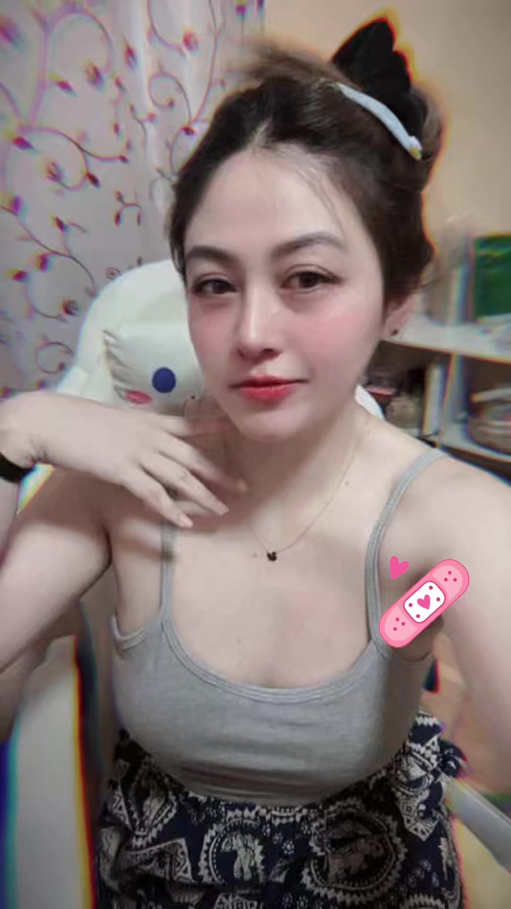 @nisachon