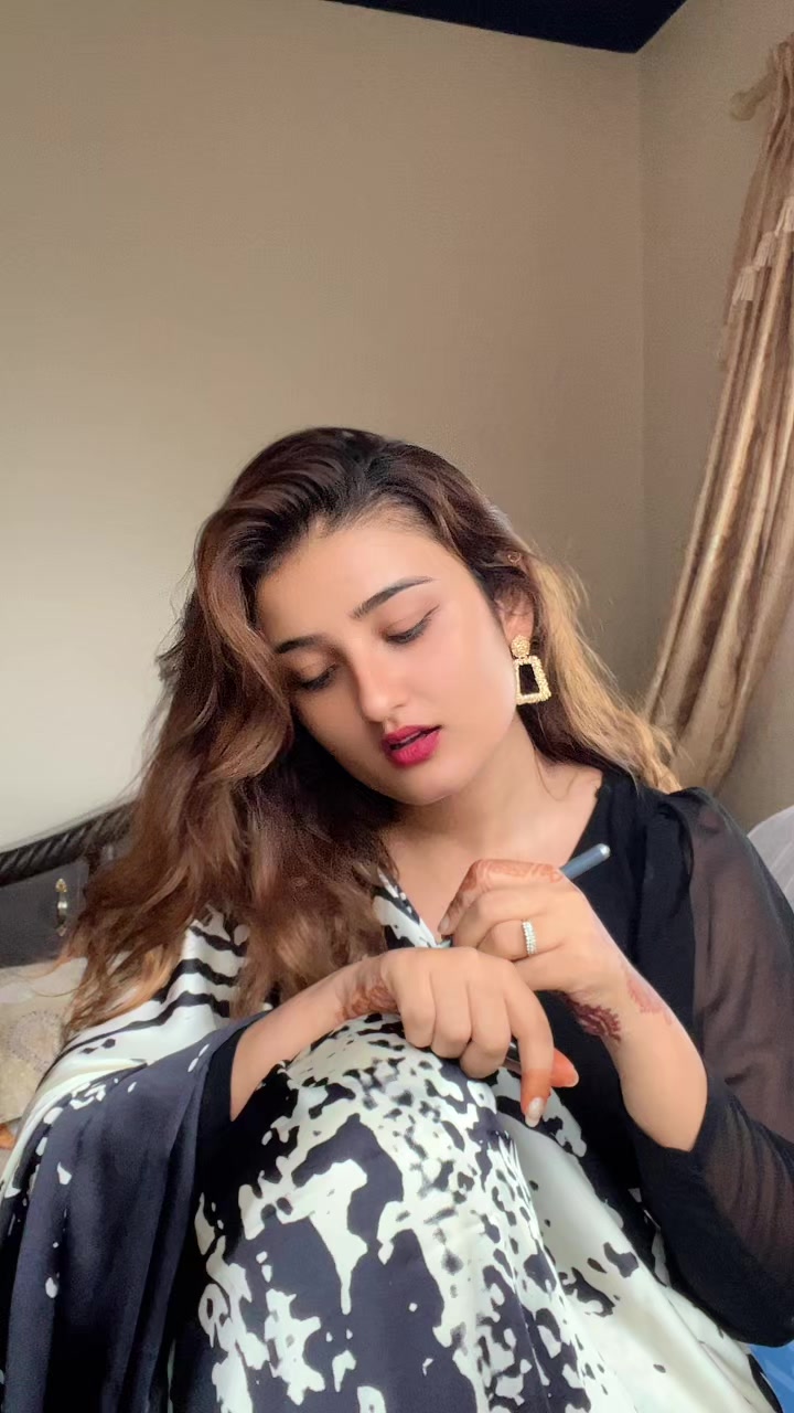 @Er.Angela