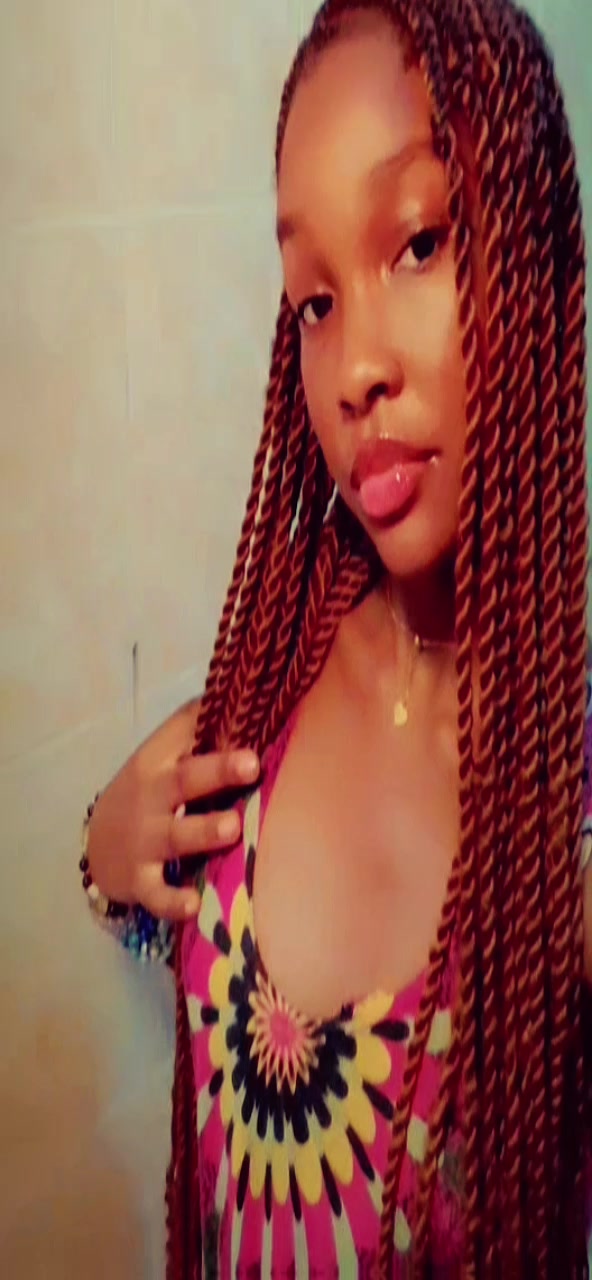 @Elvira lydienne🌺🌸
