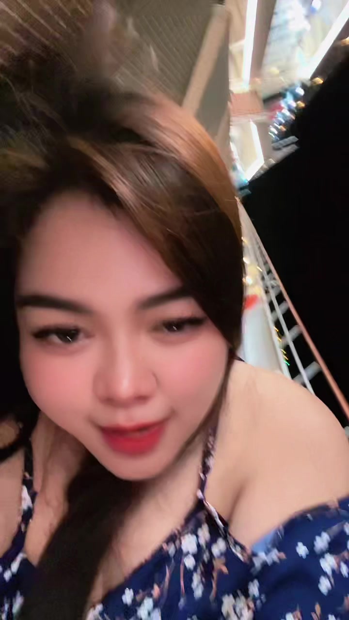 @Y U F F I