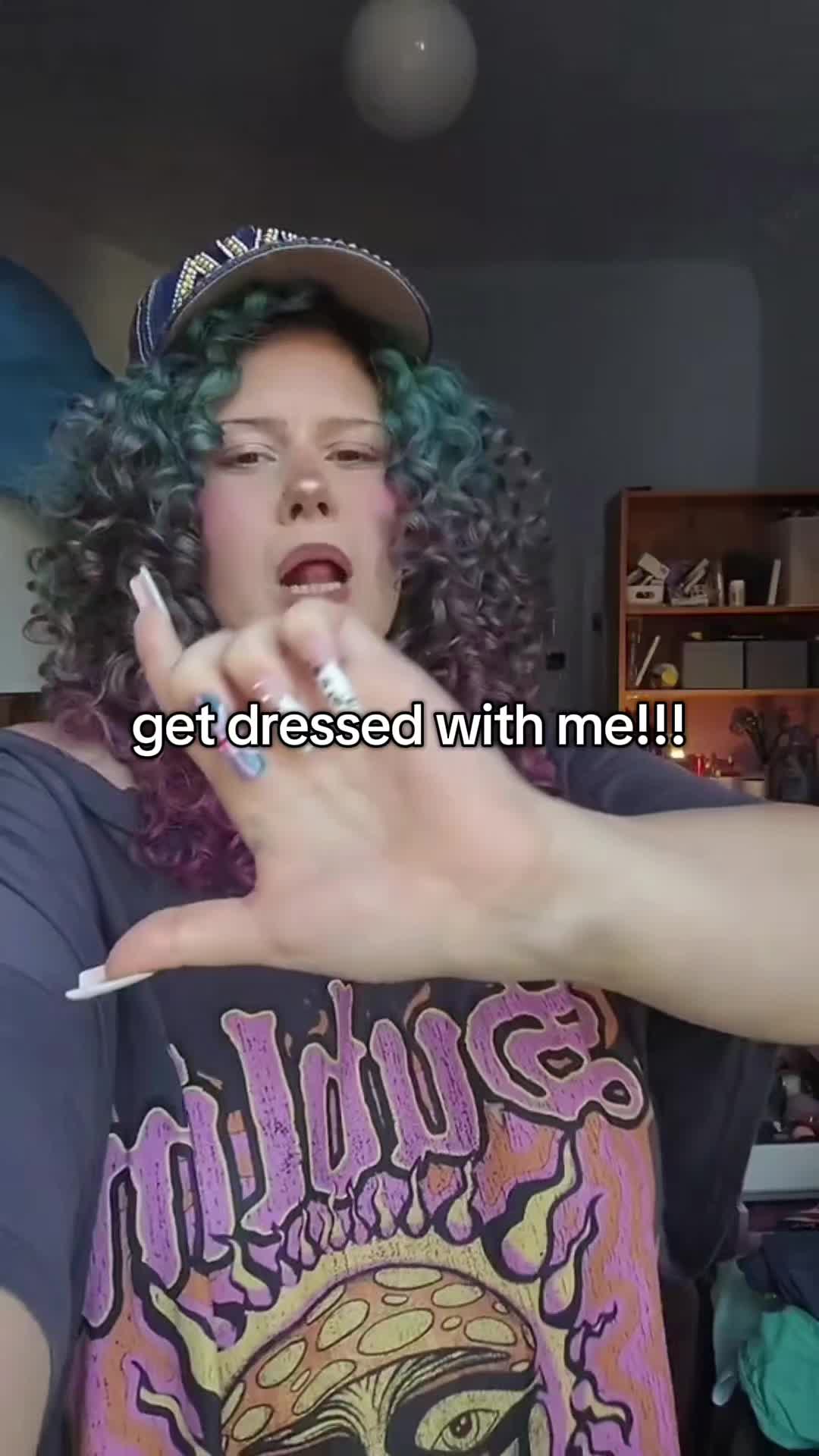 @Nina 🦛