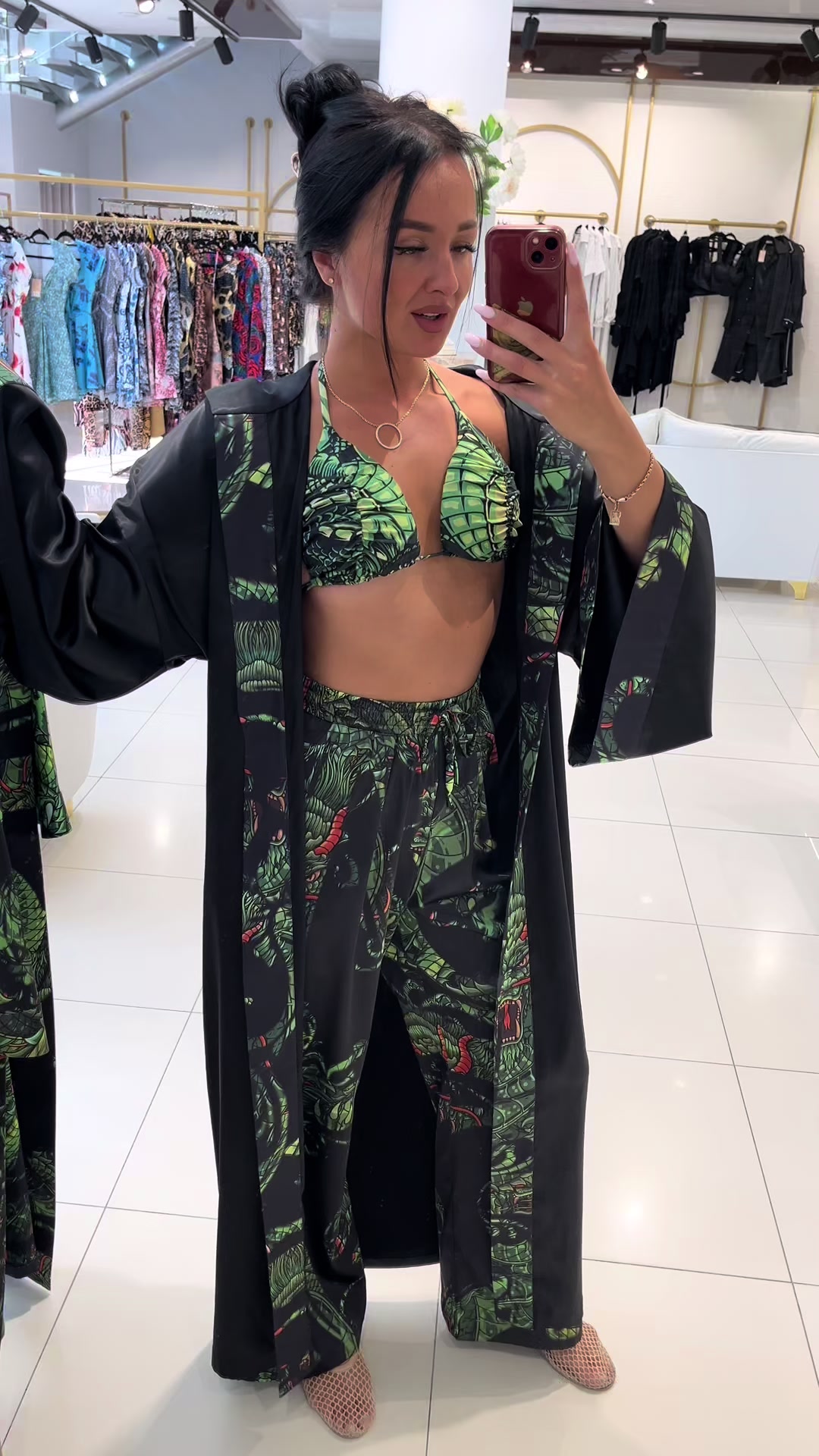@🐍