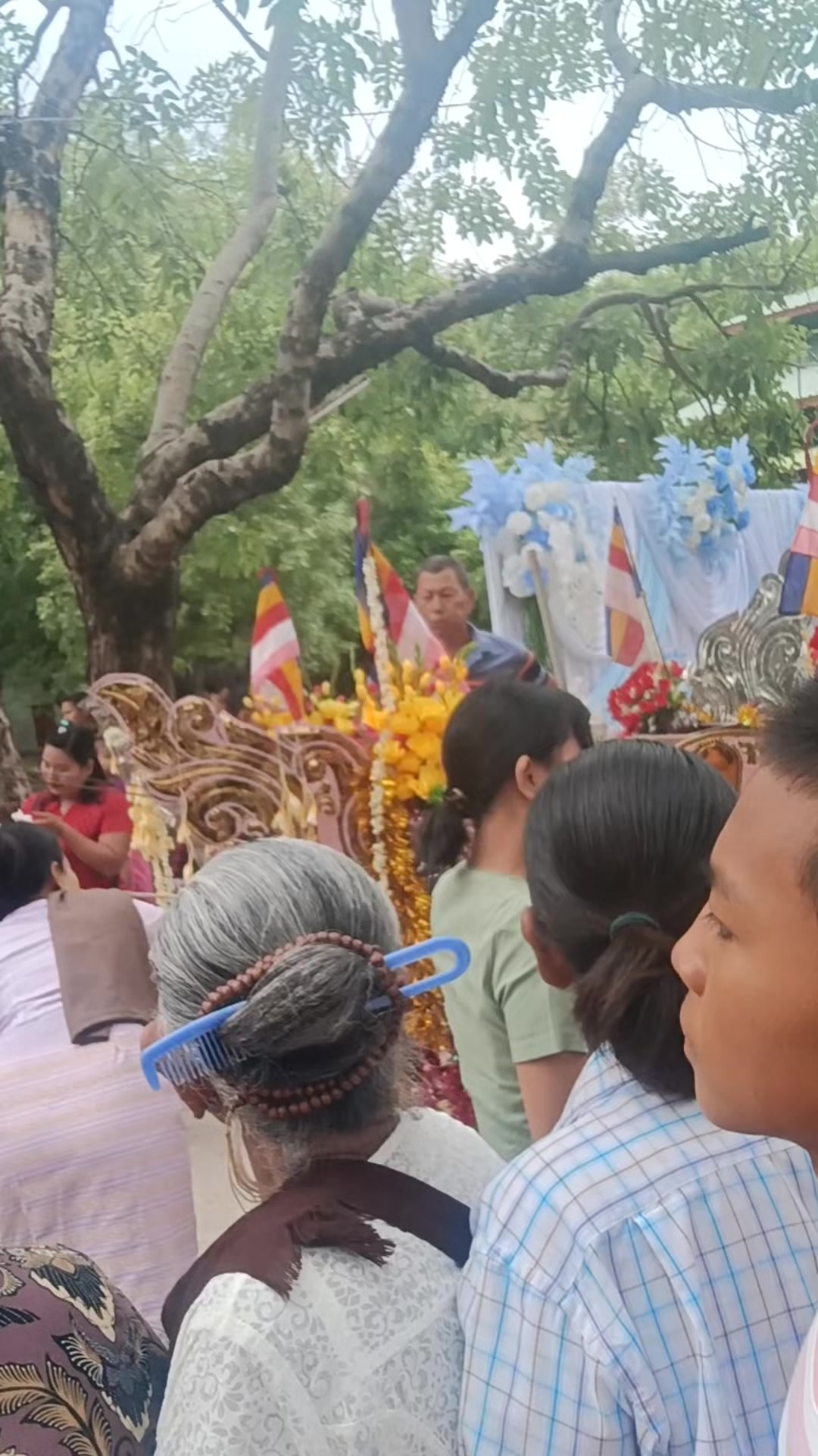 @Lin Lin Aung