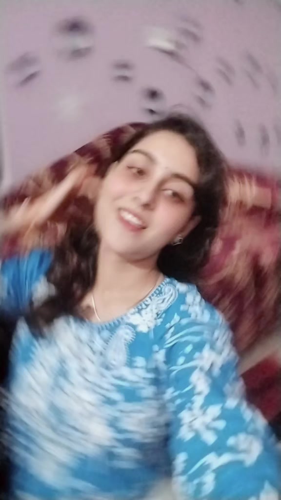 @Kalie (कली)