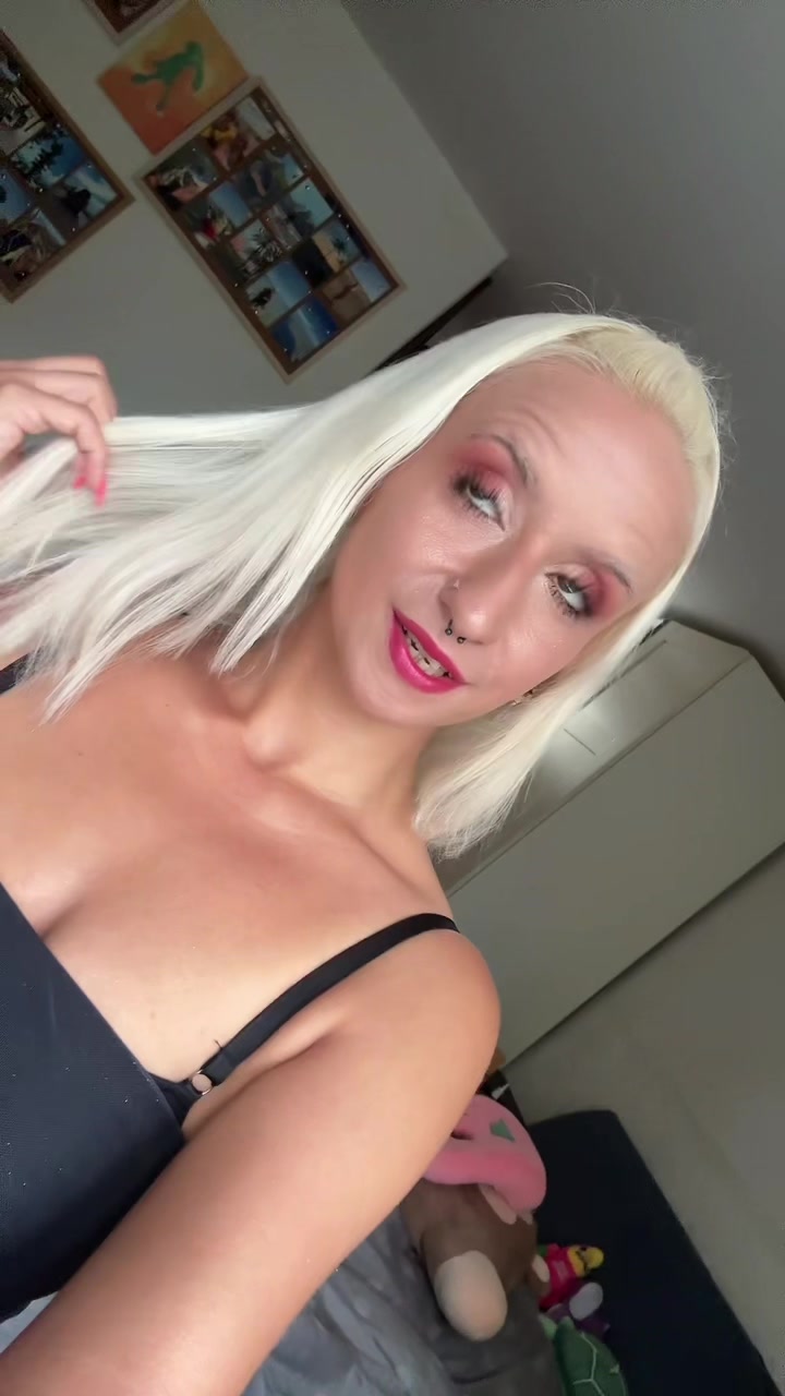 @xmarysworld_