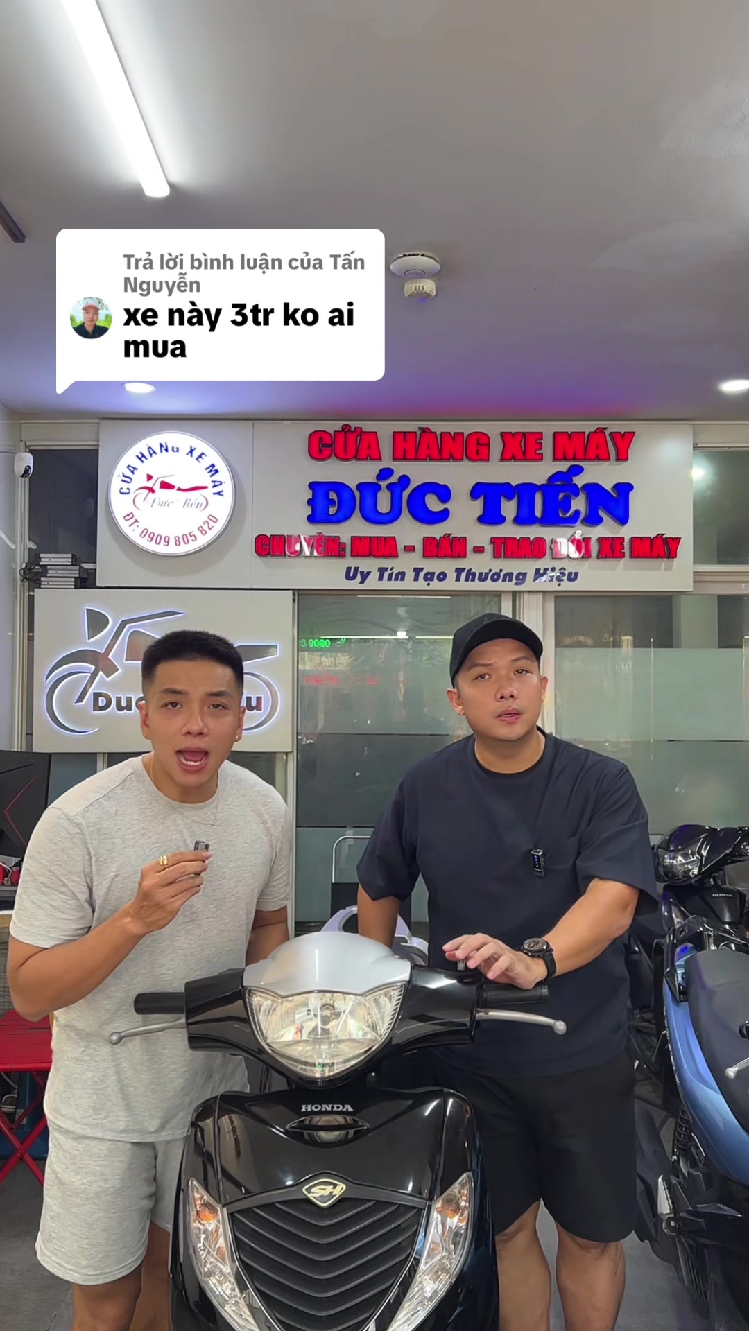 @Huy (em ruột Tiến chiều khách)