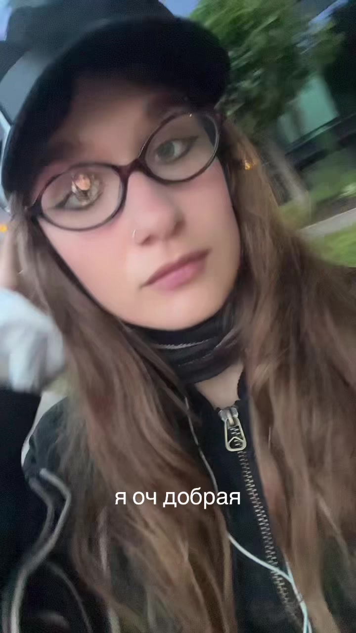 @l0nelym00n