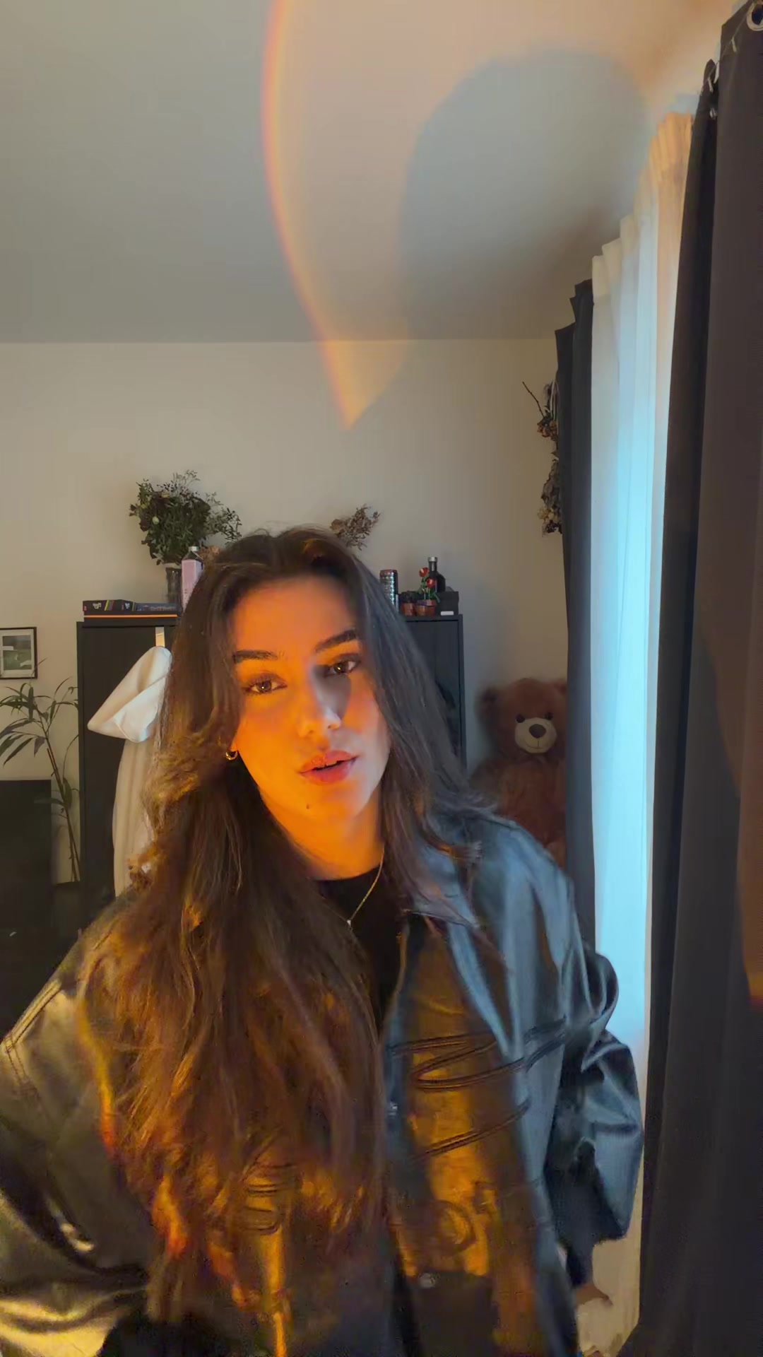 @Emi