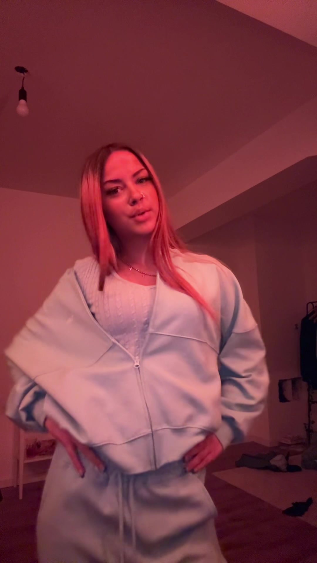 @xlenxq