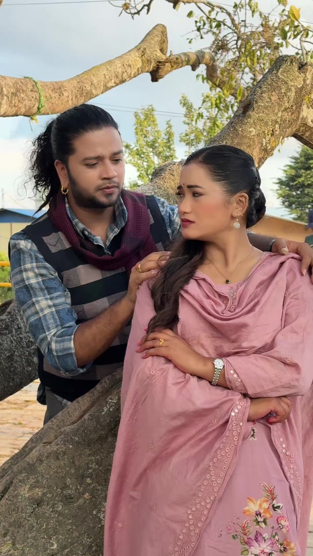 @Juna gurung ✨