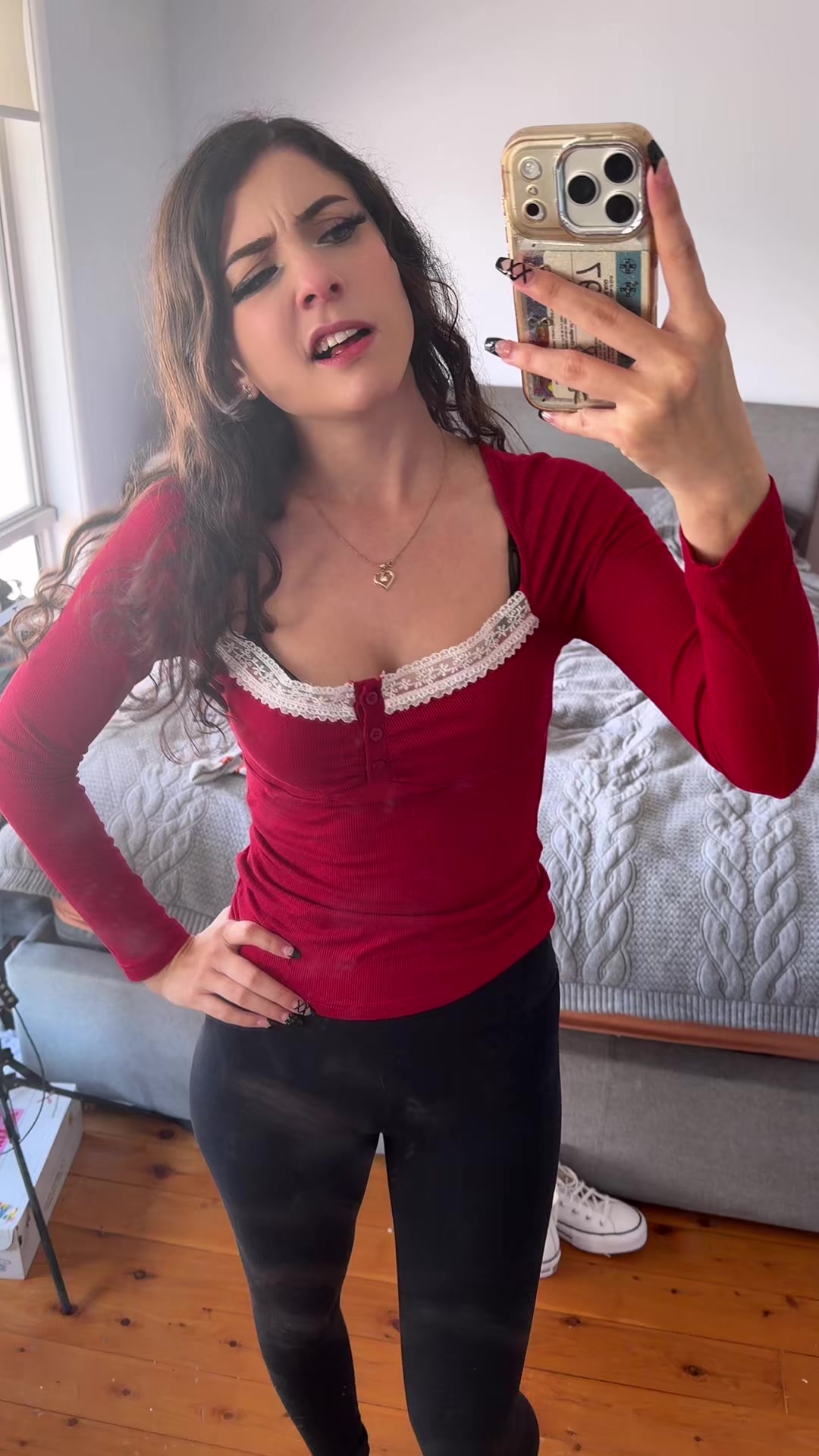 @Minacakes_12