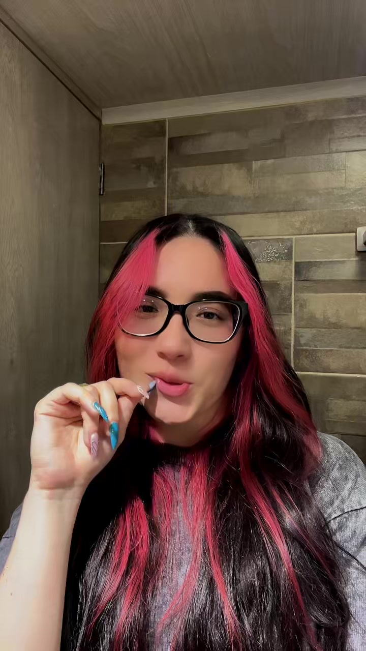 @Mili🍒