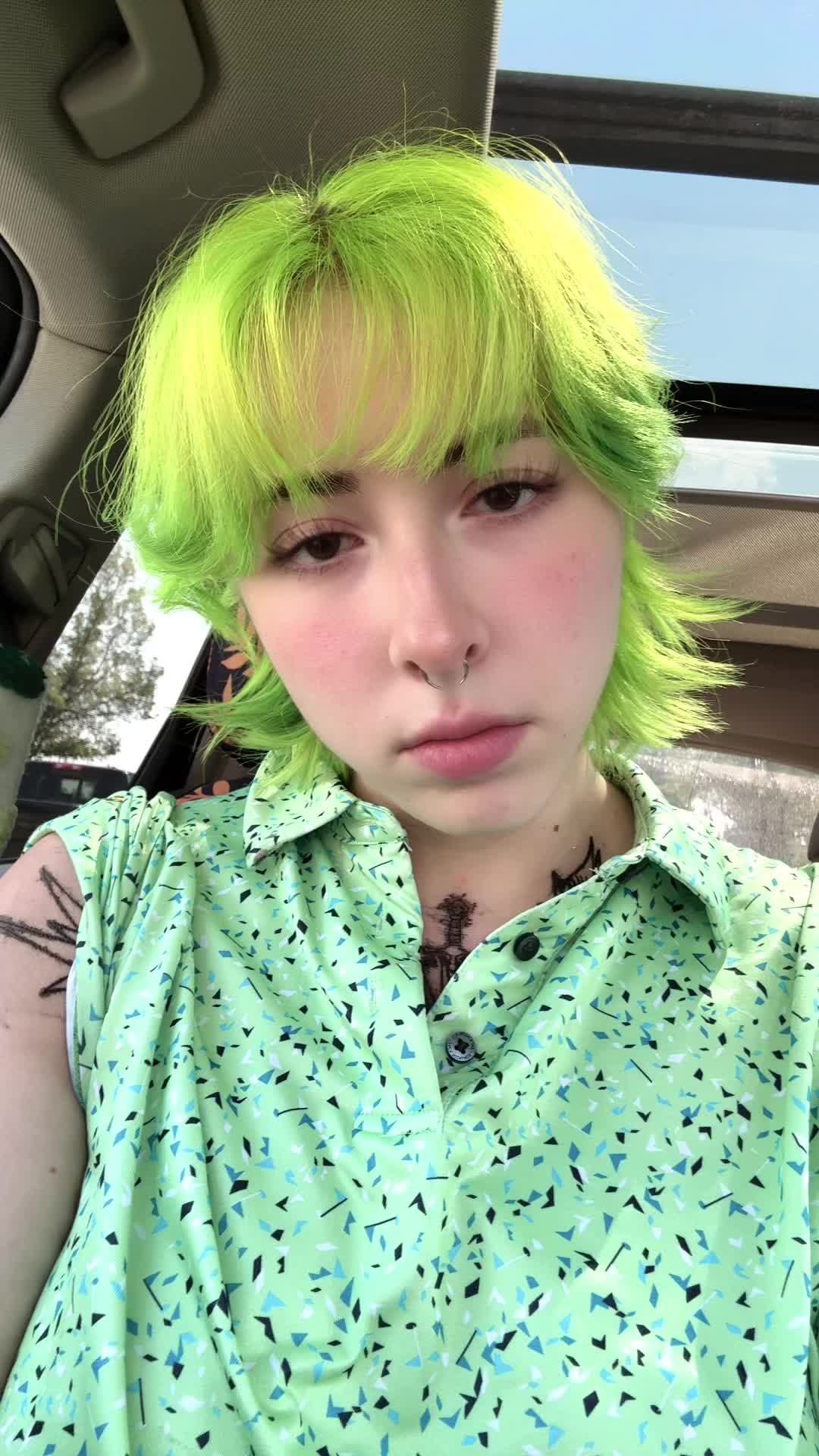 @impineapplegg