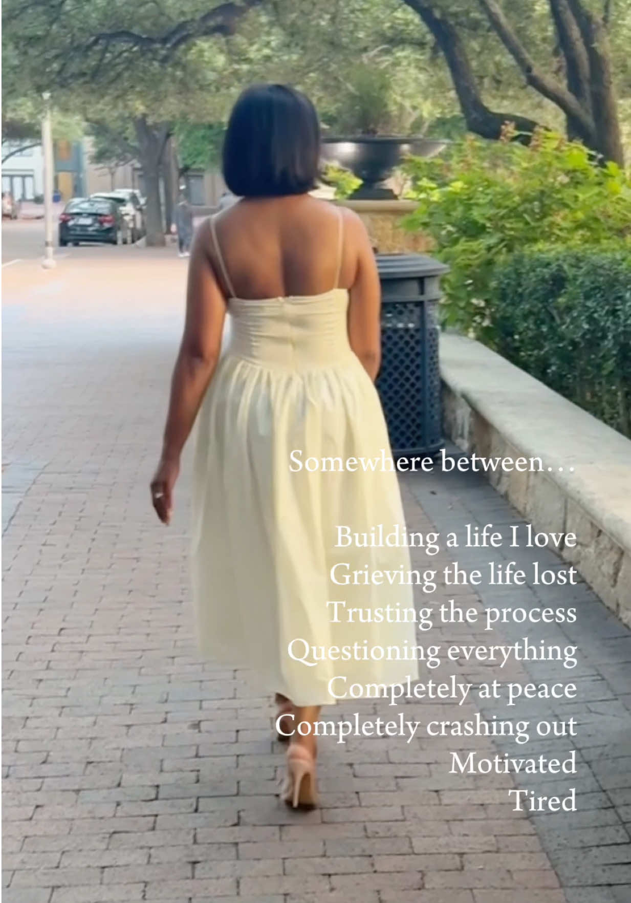 @EffortlesslyChiic