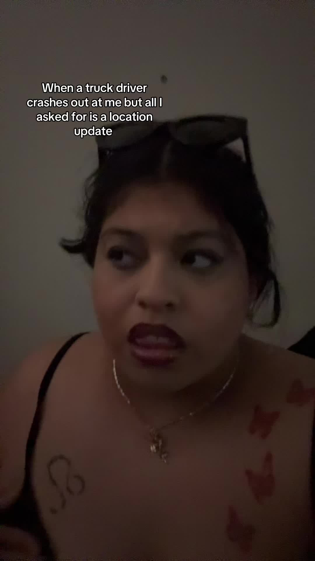 @Jazmin / Latina creator