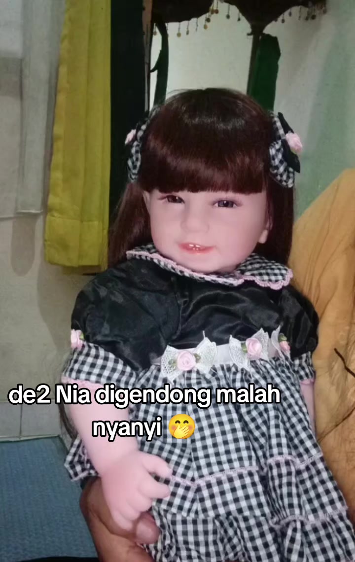 @Bunda Ratu Bolosewu Asli🇮🇩