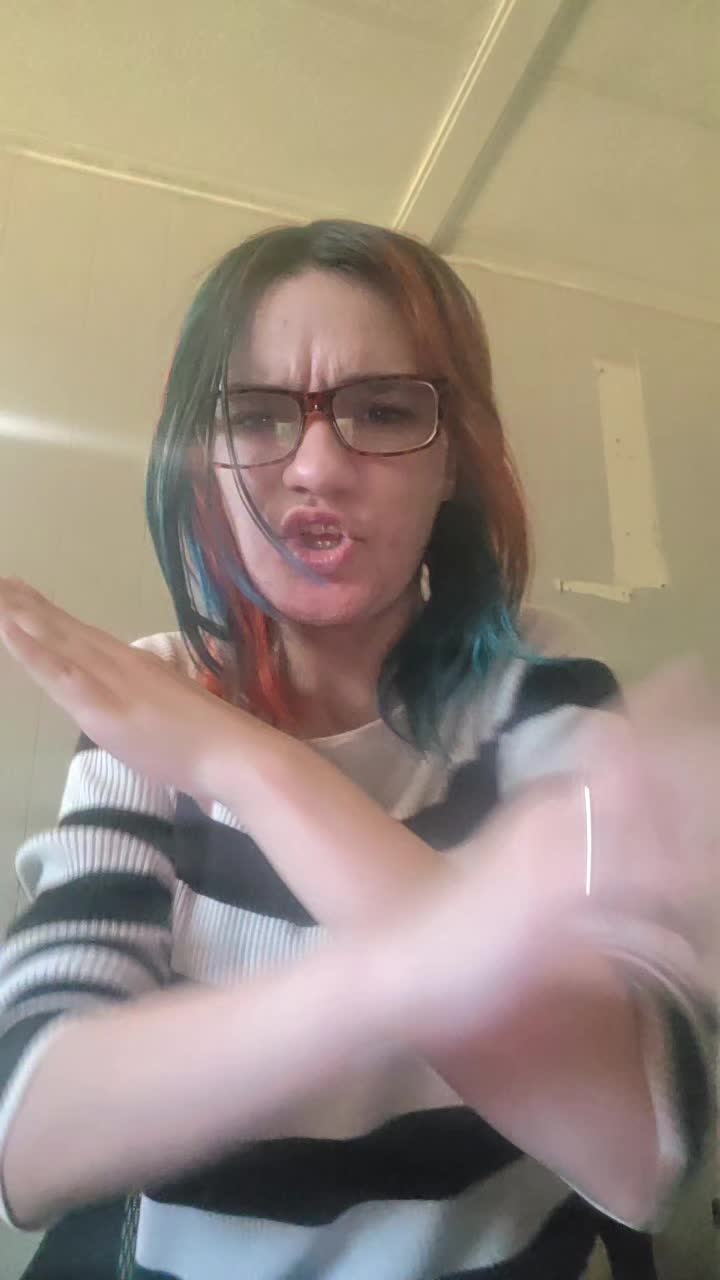 @palebatteredbody
