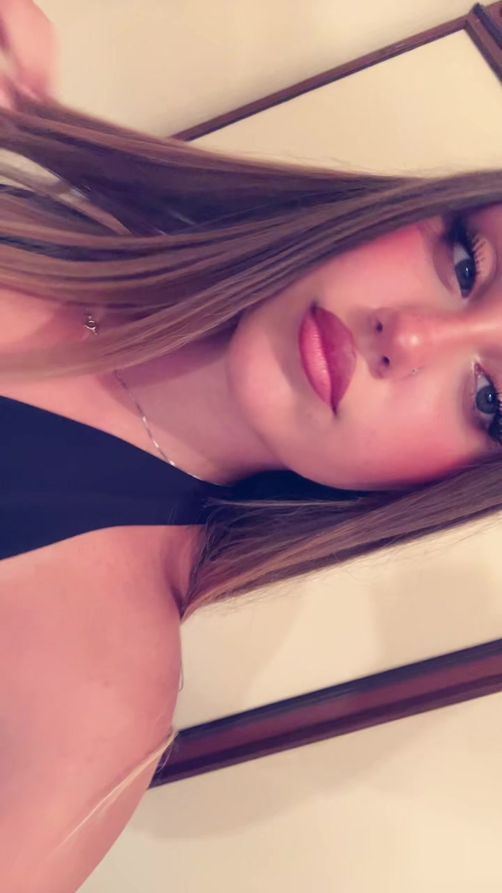 @🪩🥂💄⭐️