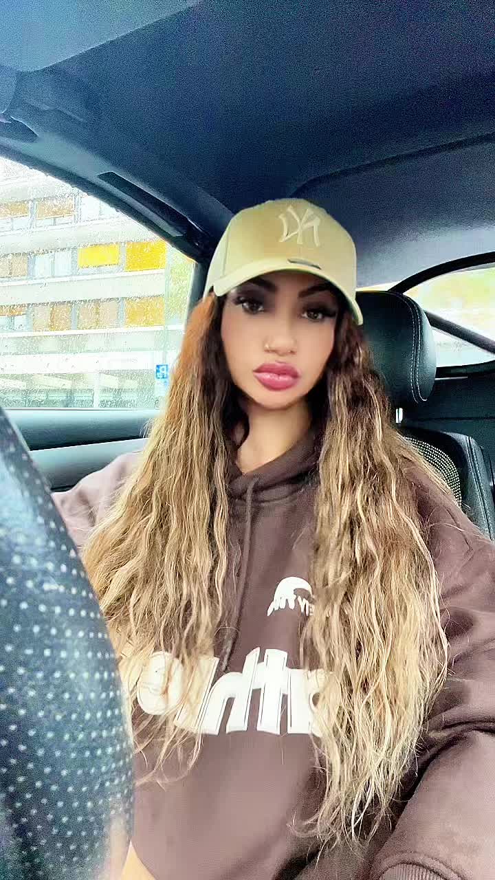 @lorylolyta32