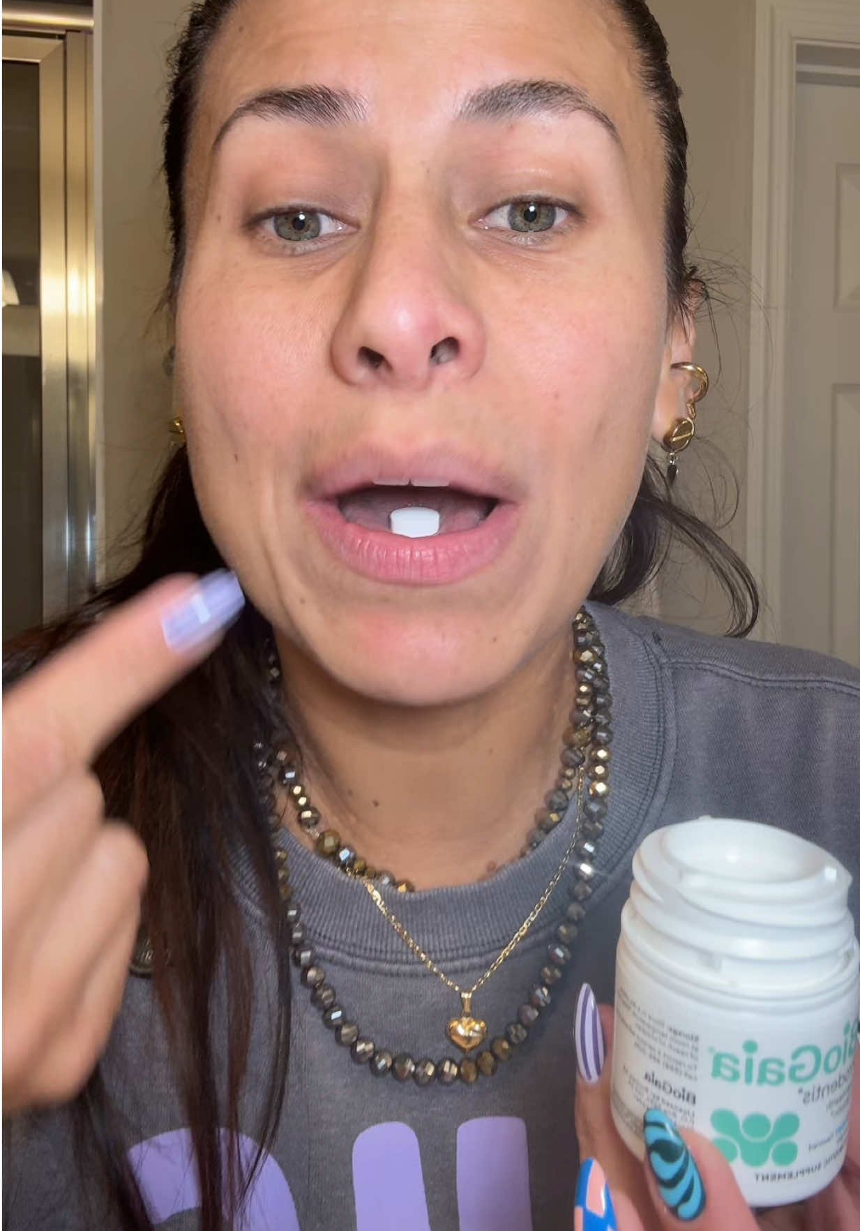 @BySara