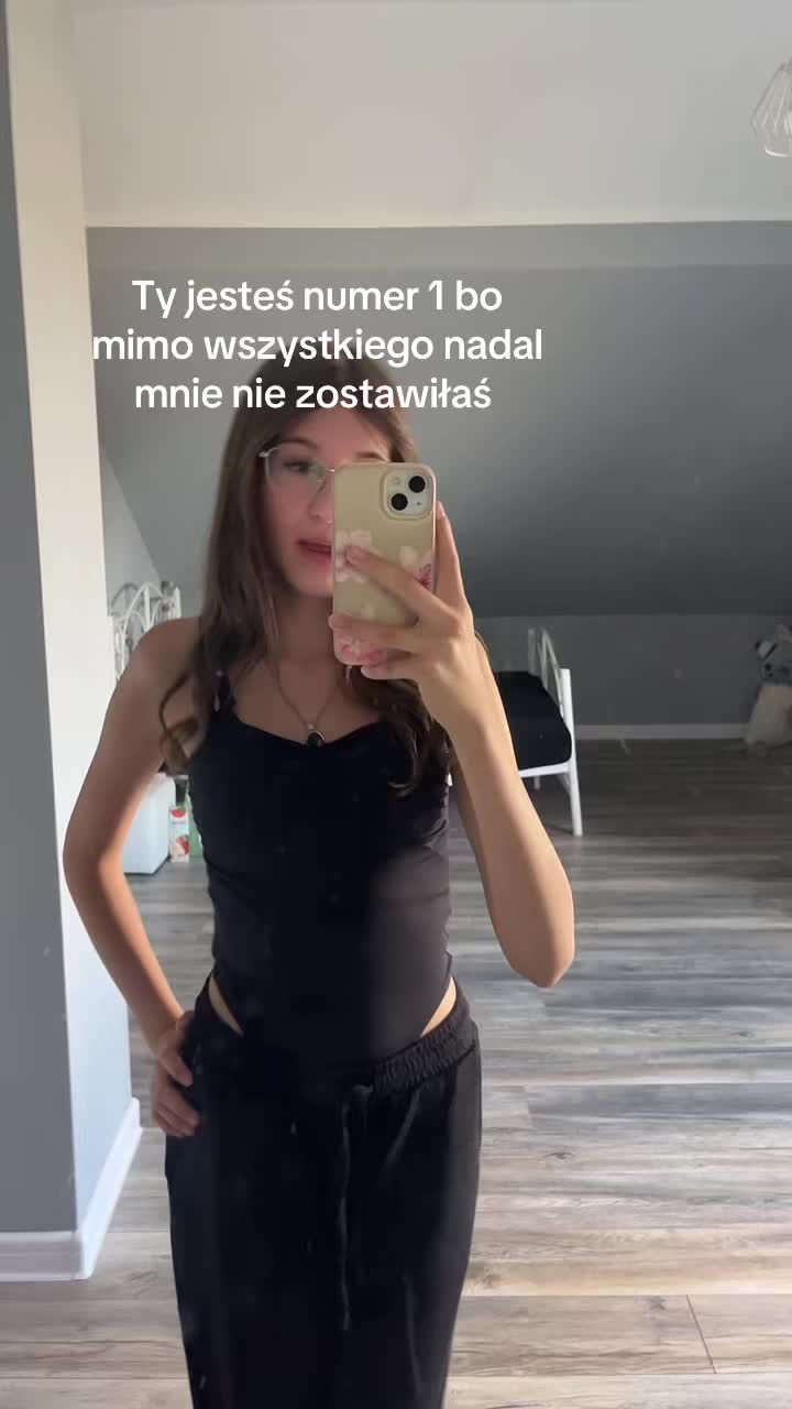 @⋆˙⟡♡⟡˙⋆