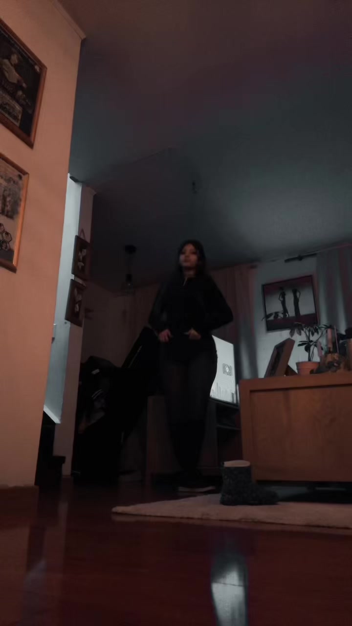 @Valentina