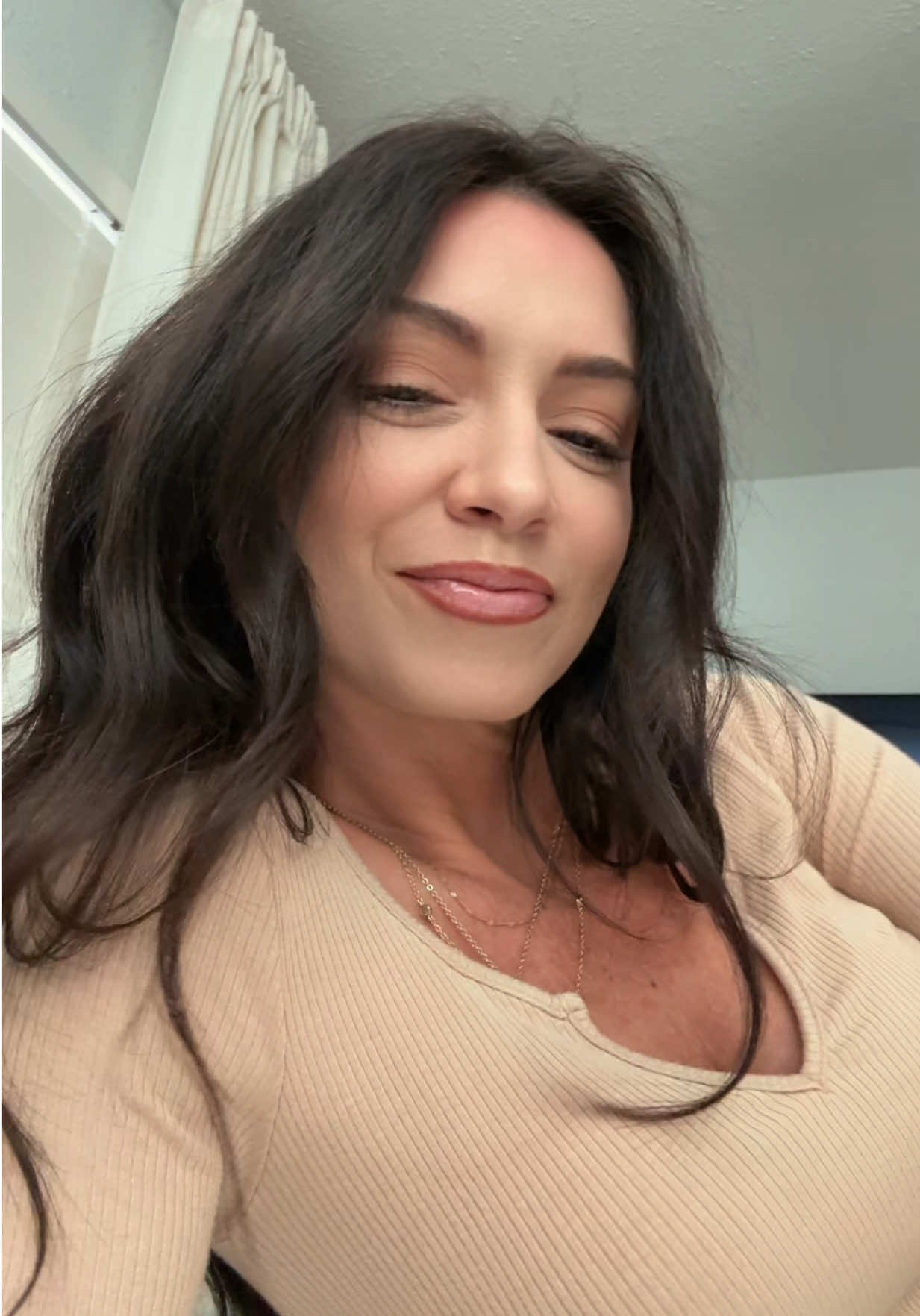 @𝐂𝐚𝐬𝐬𝐲 𝐂𝐚𝐦𝐞𝐫𝐨𝐧💋