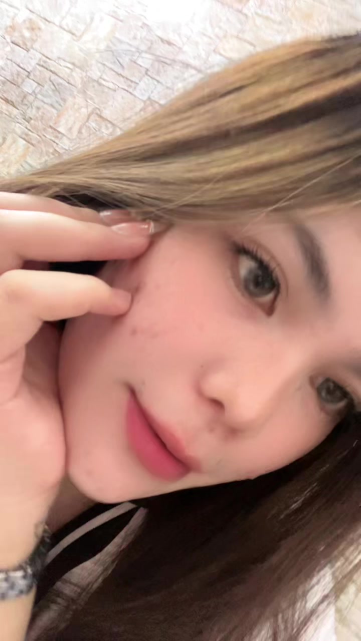 @:)🦋