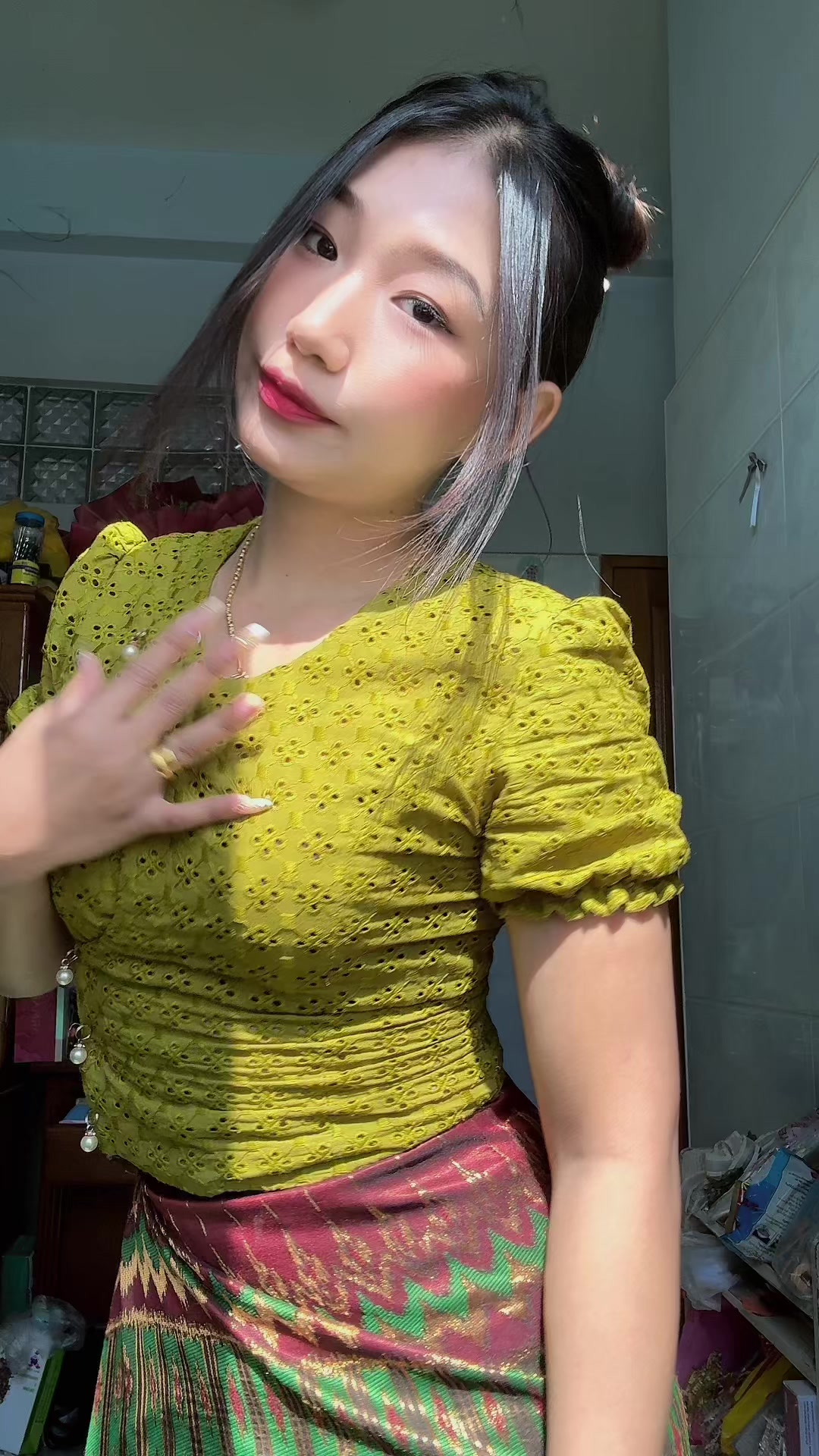 @Thandarkyaw