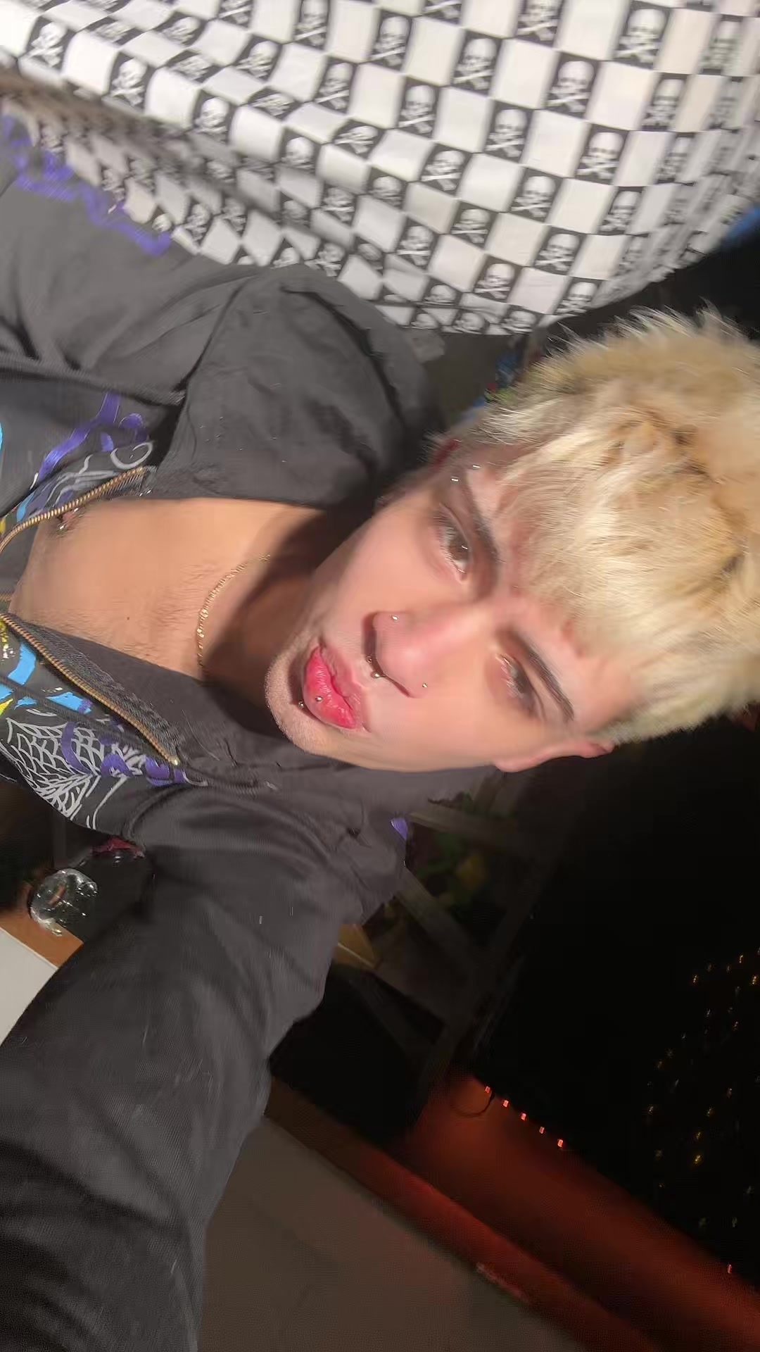 @exoboy