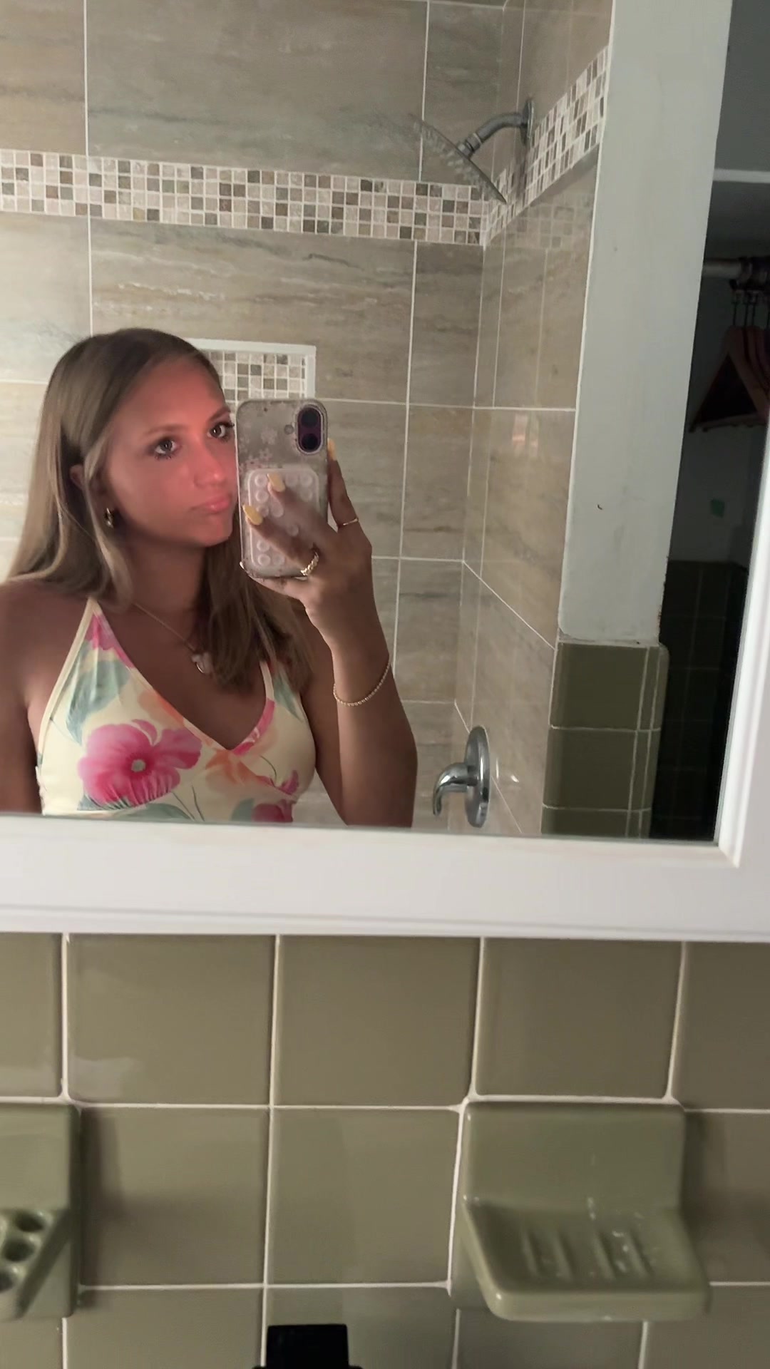 @💋💋