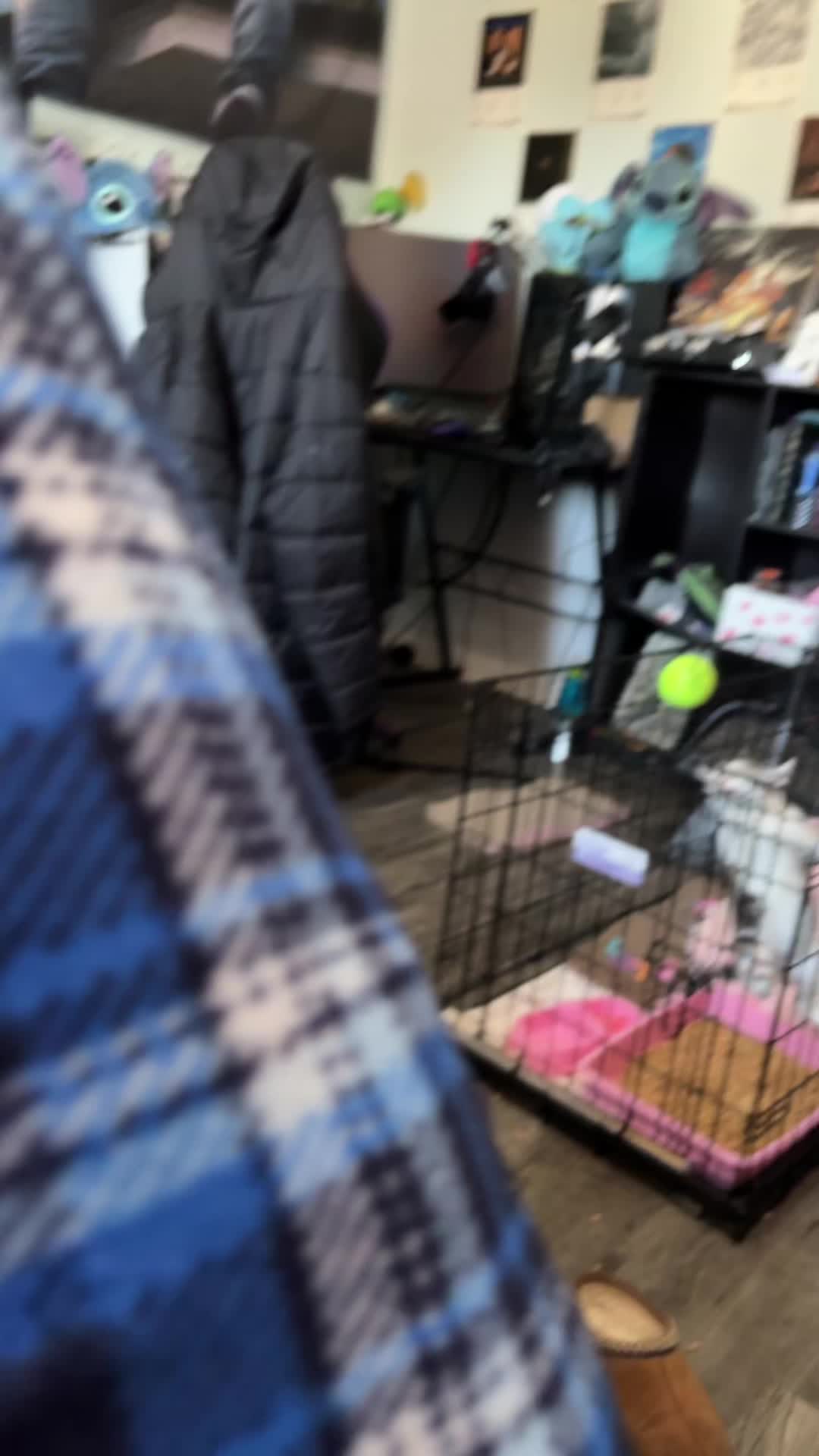 @😟