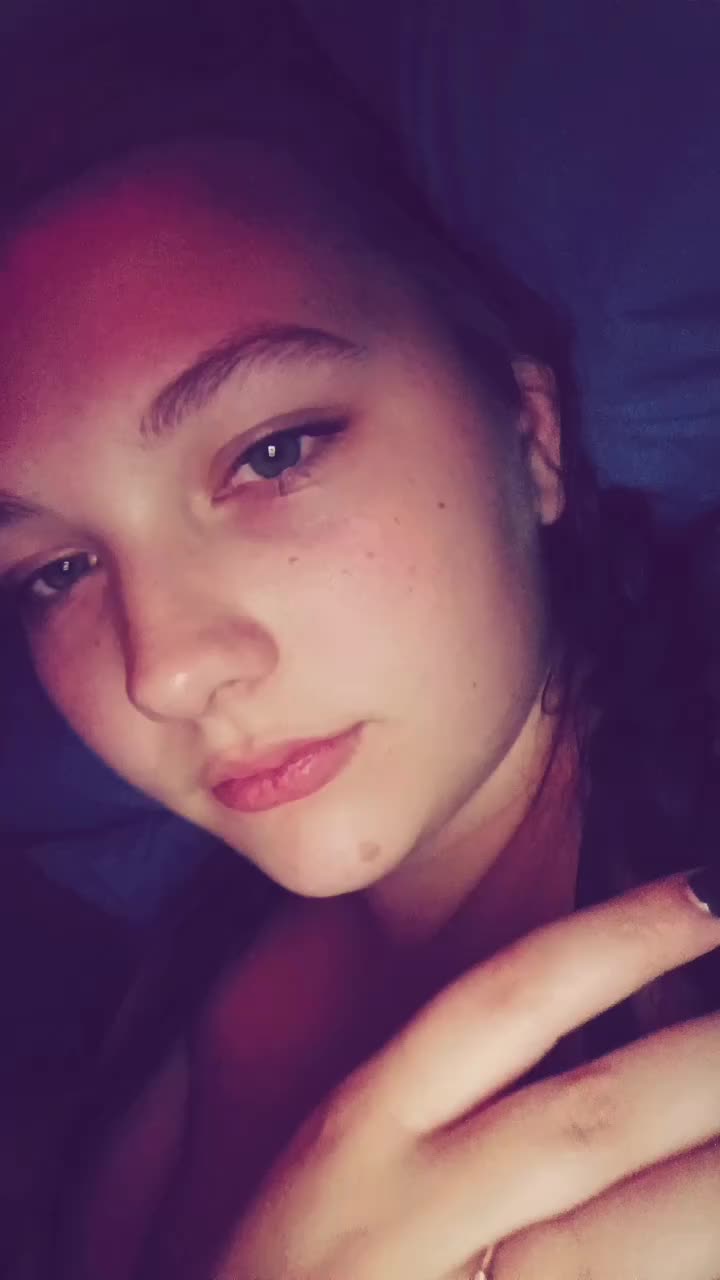 @isabella