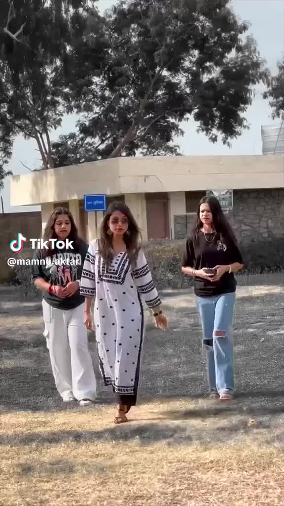 @cute Shivani . 05