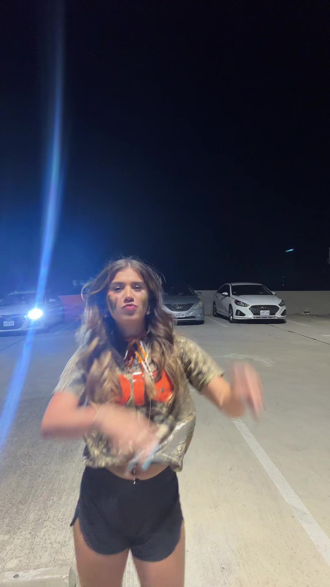 @destyni