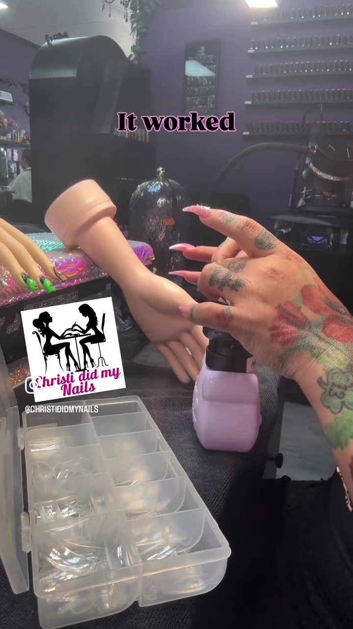 @My Nail Tech Christi
