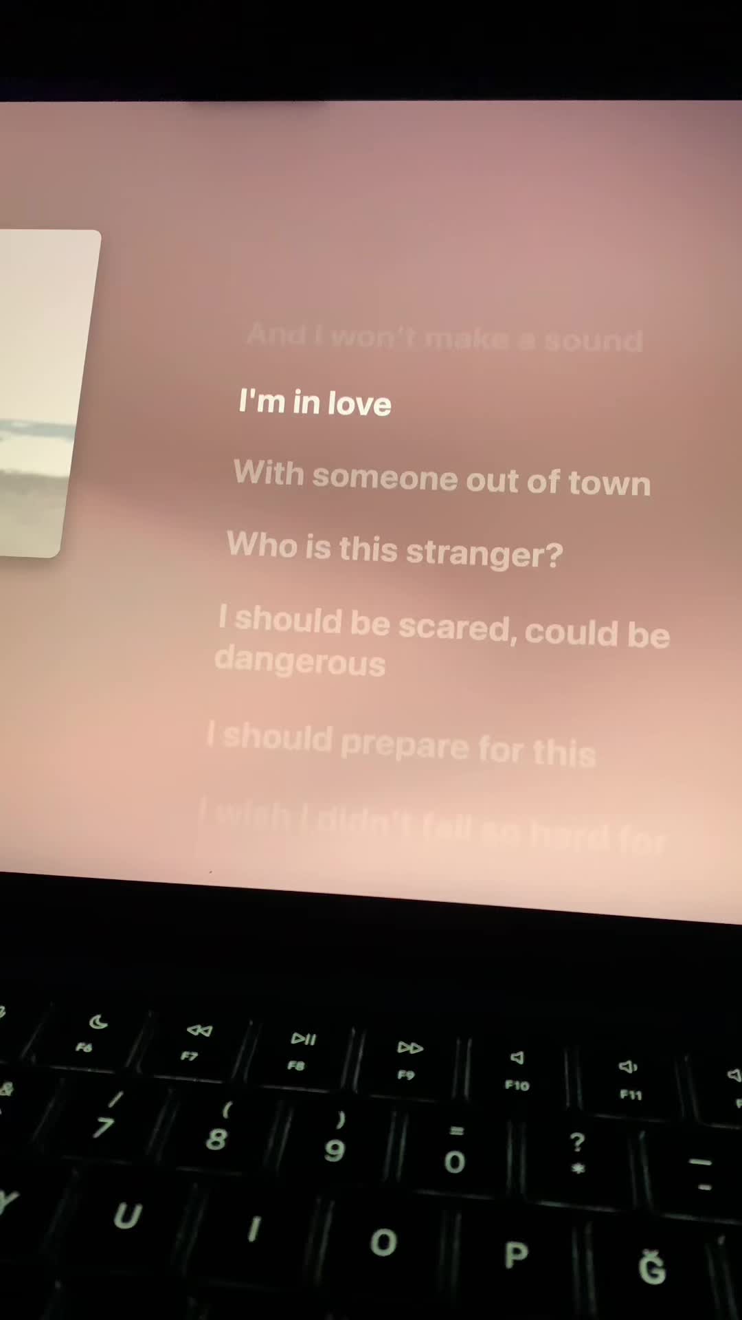 @lyricsfm