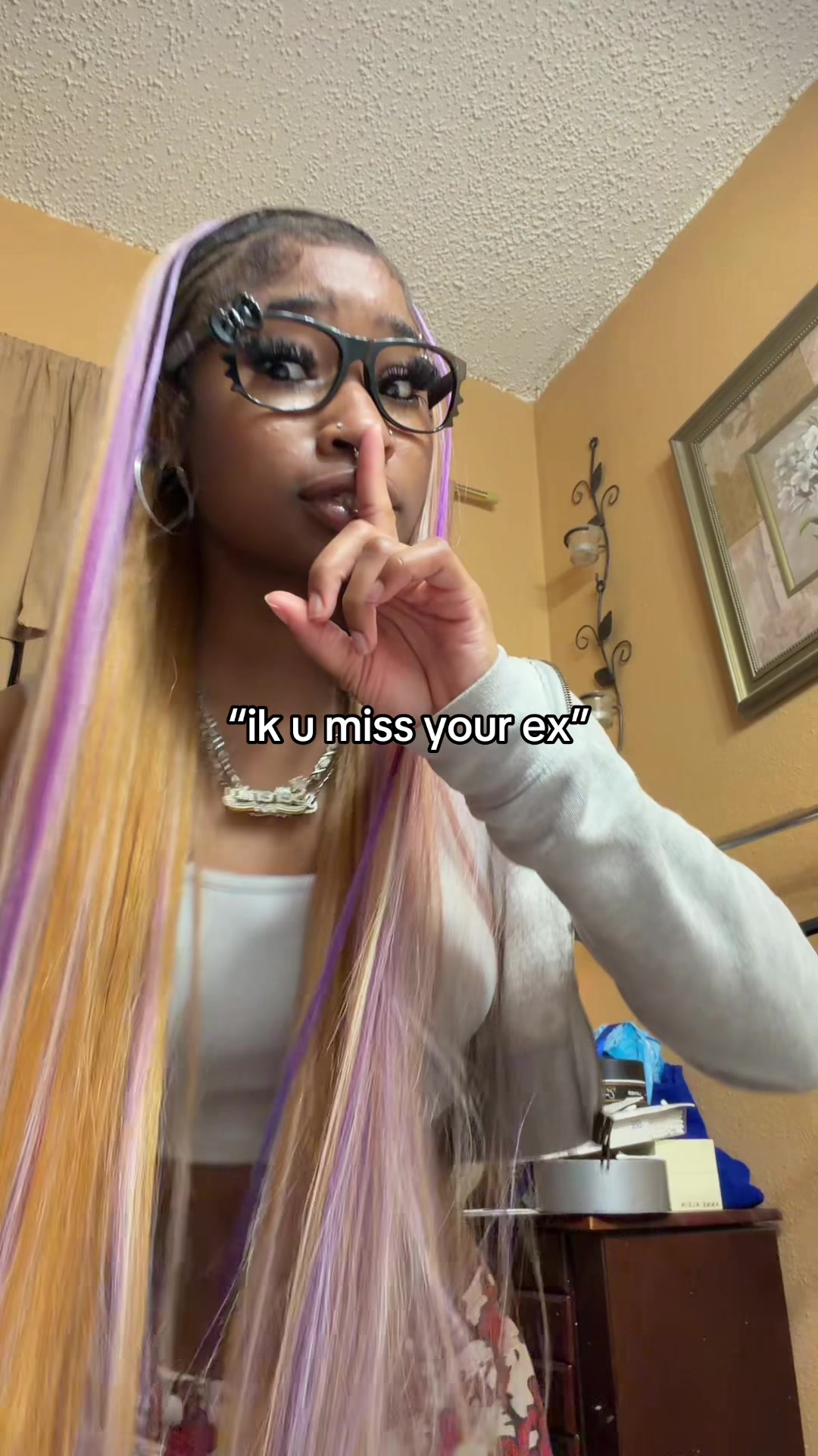 @RENIDAPOOH🧸👩🏾&zwj;❤️&zwj;💋&zwj;👩🏾