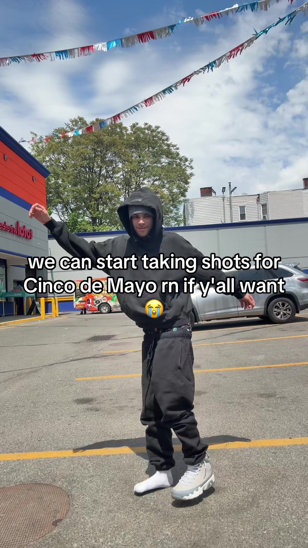 @derekyb
