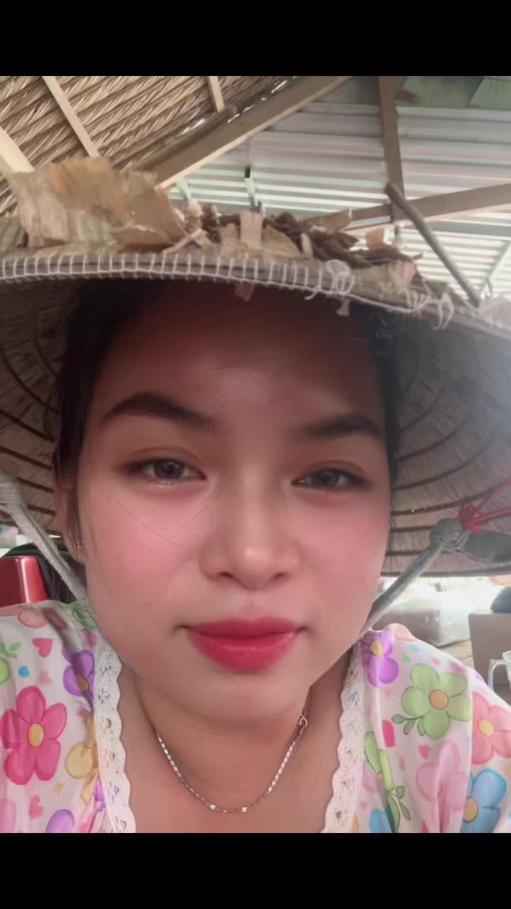 @𝓣𝓱𝓾ỷ 𝓣𝓲&ecirc;𝓷 🎀