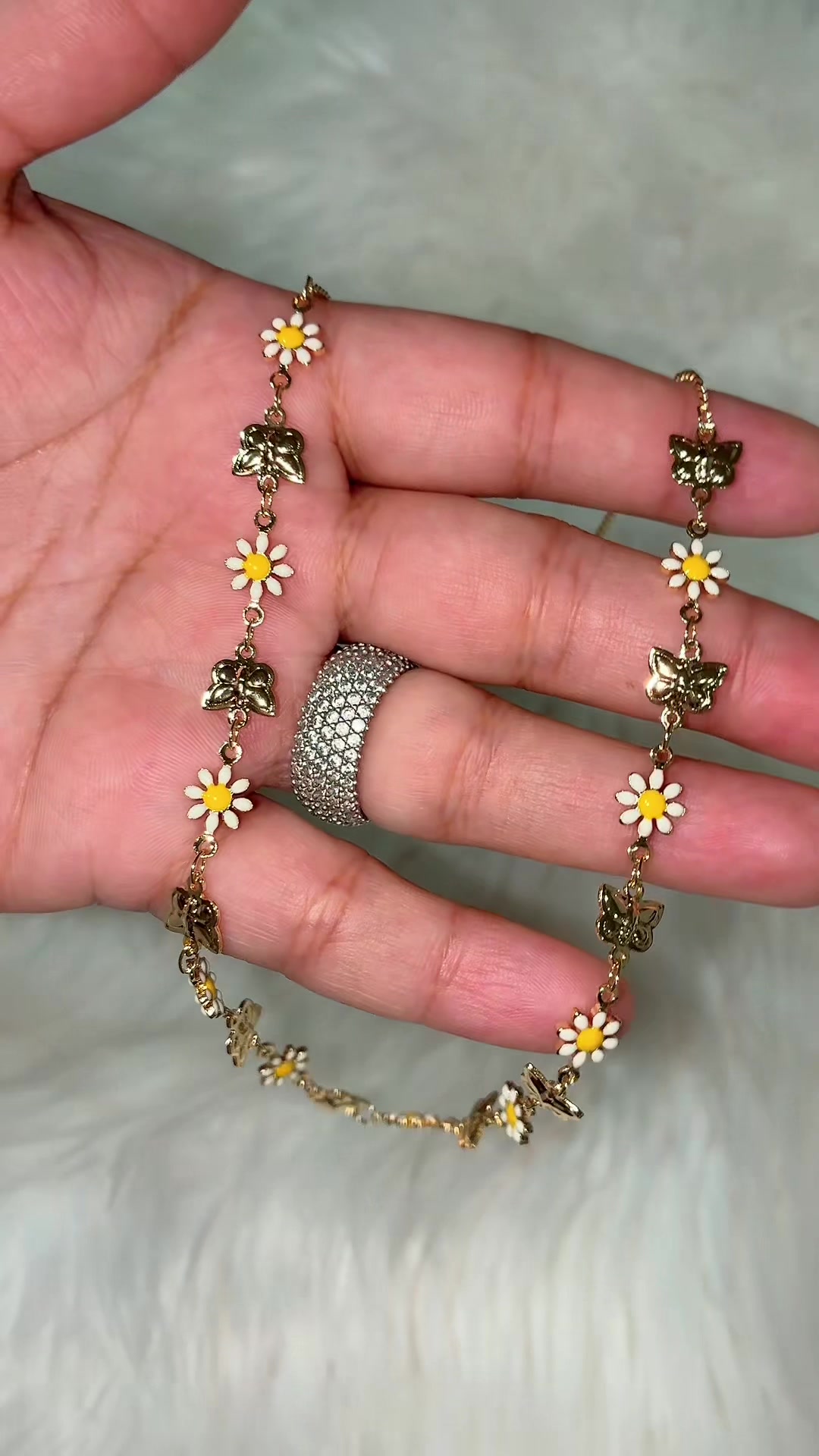 @cutegirlmarketplace