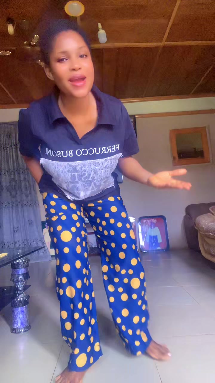 @&Egrave;k&uacute;nol&aacute; ❤️