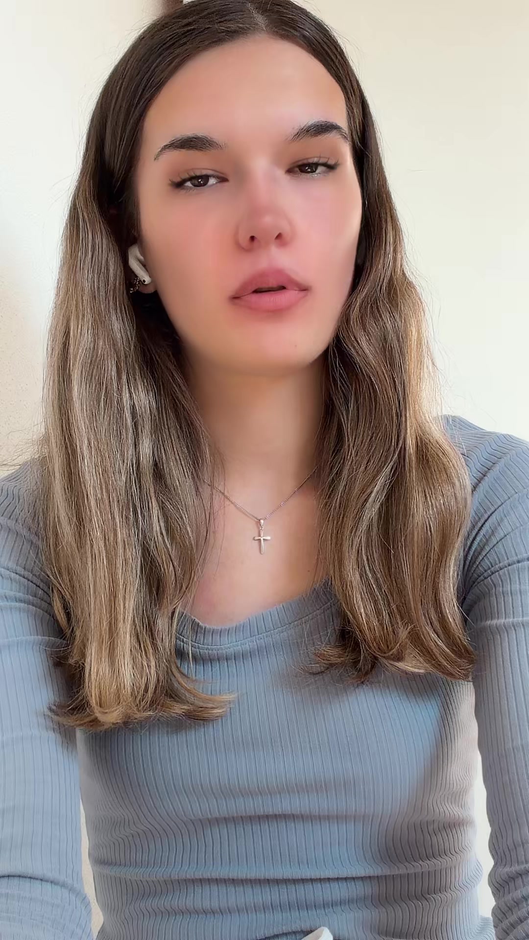 @𝔘𝔫𝔰𝔢𝔯.𝔫𝔞𝔱𝔞𝔩𝔦𝔢.22