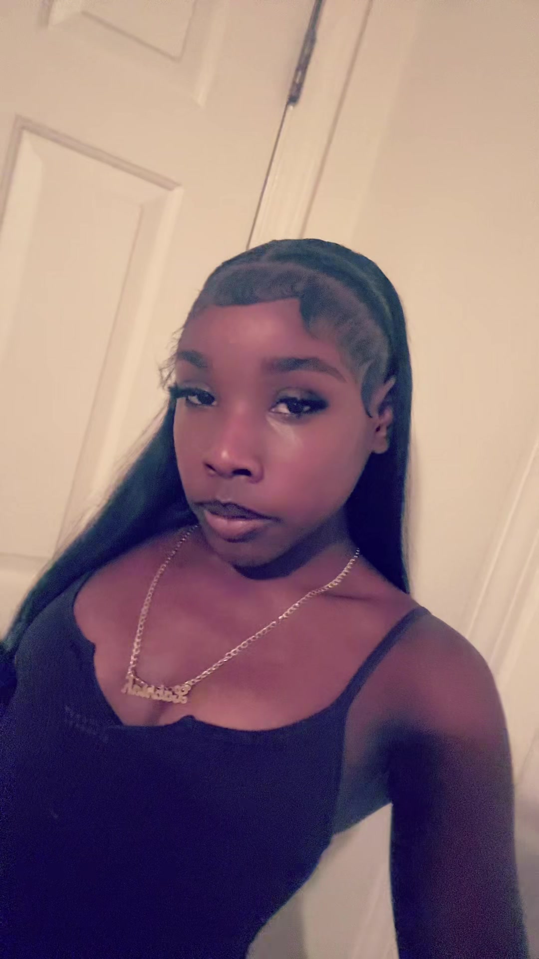 @♛