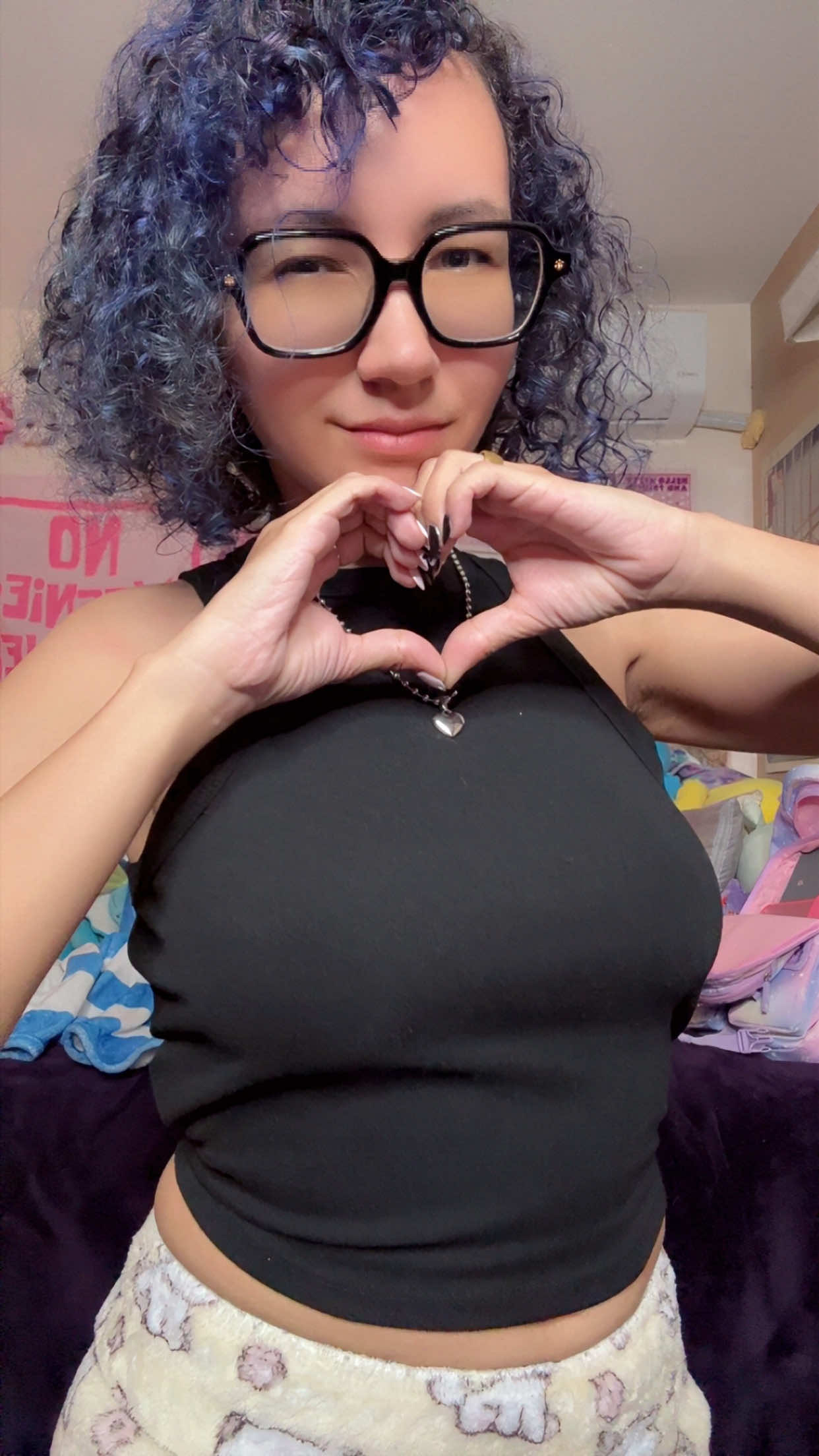 @♡ 𝕂𝕚𝕜𝕚 ♡