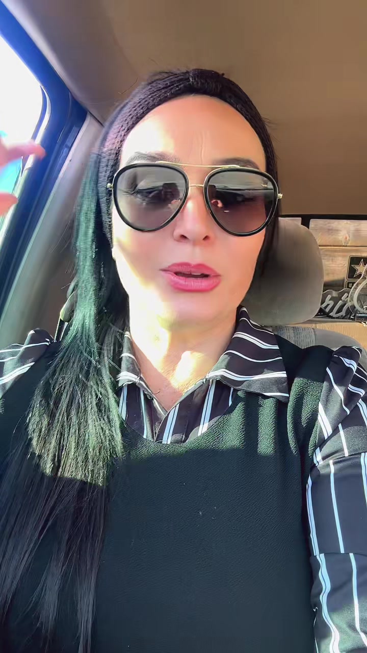 @𝐼𝓇𝒾𝓈 𝑀𝒶𝓇𝓉𝓏