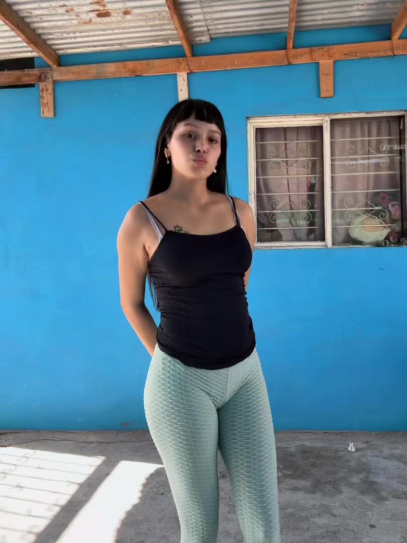 @Perlaarevalo2002
