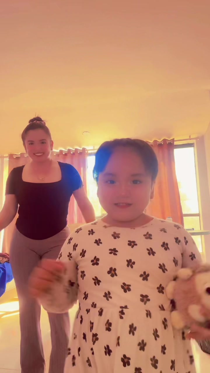 @karenllallire