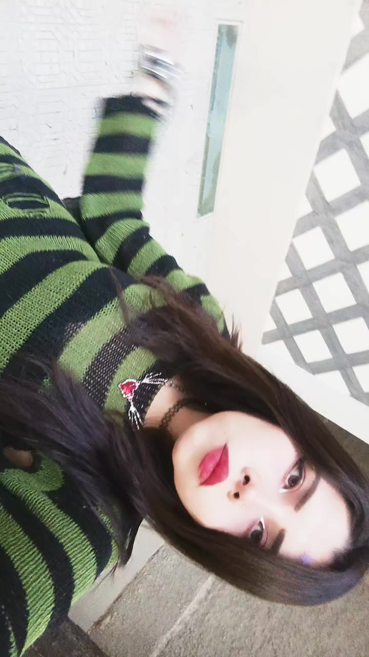 @Just Mari ✨